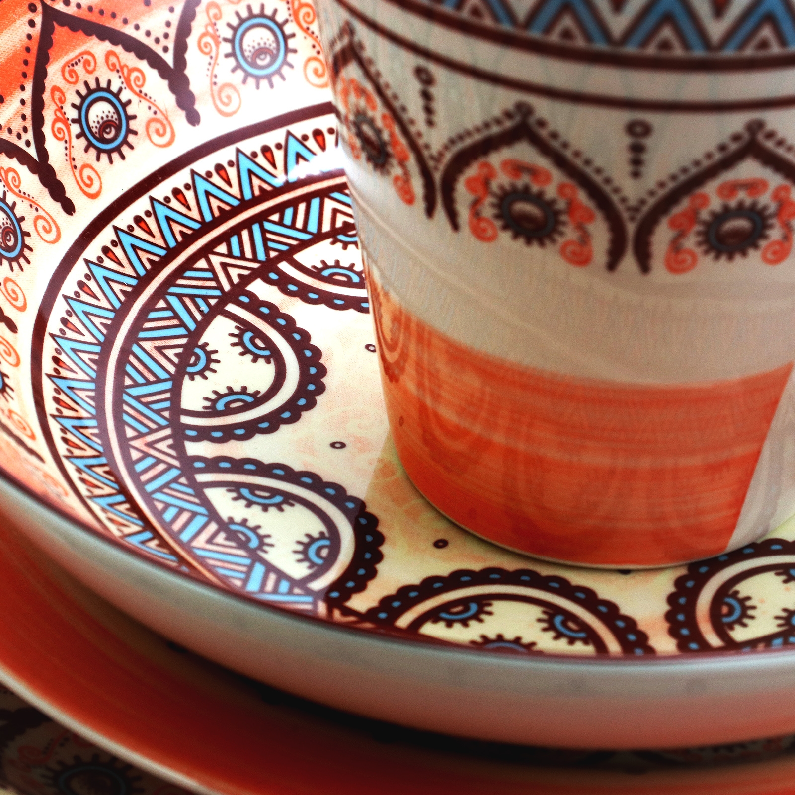 Elama Dinnerware & Serveware